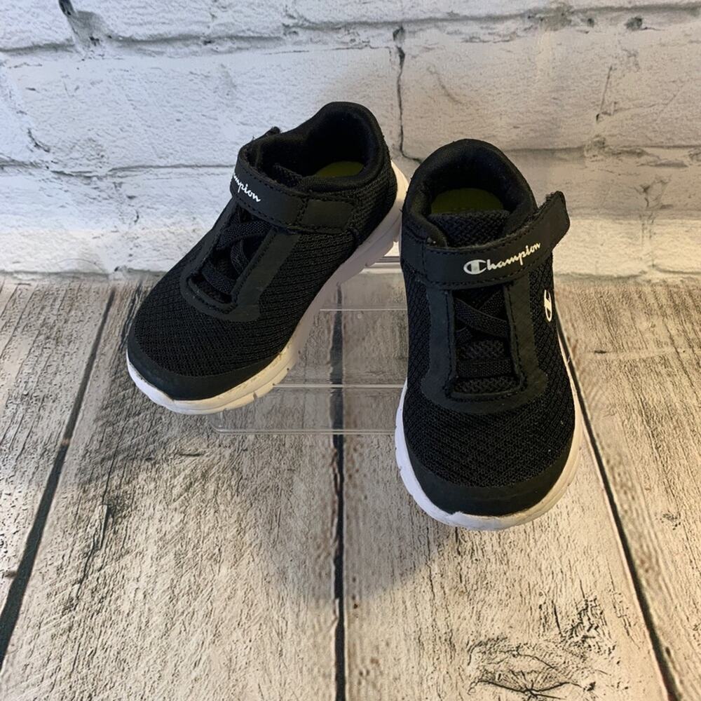 CHAMPION Infant’s Gusto Cross Trainer Black/White Sneakers / Size: Infant 6